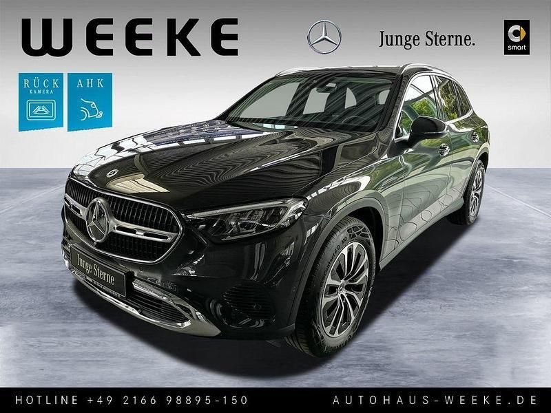 Grau Gebraucht 2024 Mercedes GLC200 Advanced Plus SUV | 50.873 € (Fairer Preis) - Bild 1/4