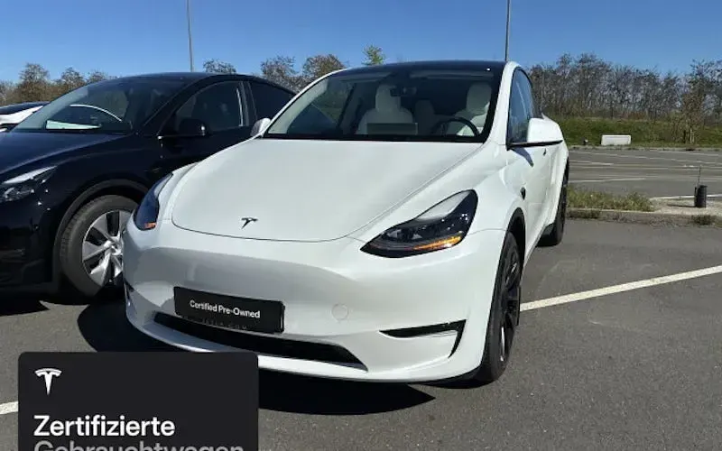 Used Tesla Model Y 273 kW (372 HP) 2024 White SUV