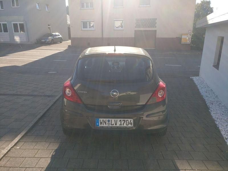 Gebraucht Opel Corsa Active 87 PS (63 kW) 2013 Kleinwagen