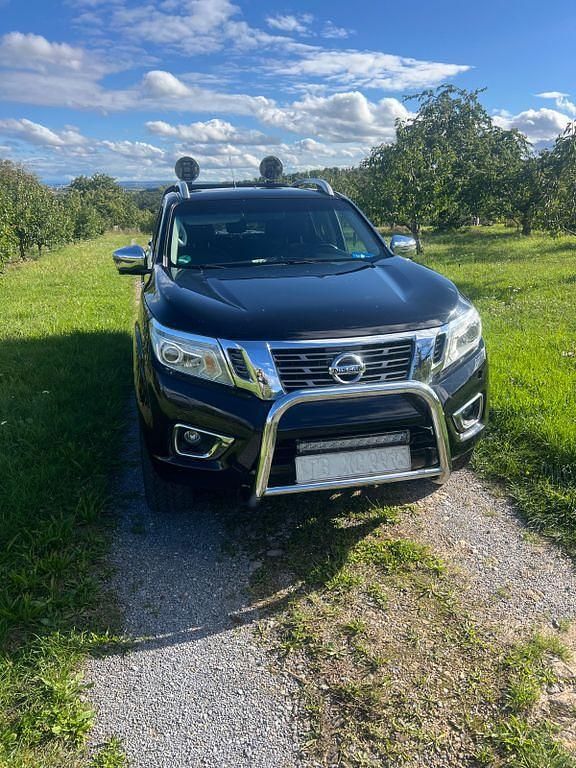 Gebraucht Nissan Navara 190 PS (139 kW) 2016 Schwarz Pickup