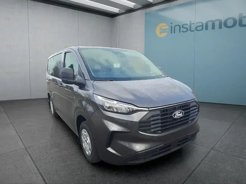 Neu Ford Transit Custom 136 PS (100 kW) 2025 Grau Limousine