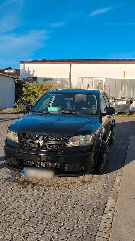 Schwarz Gebraucht 2014 Dodge Journey SUV | 6.750 € (Fairer Preis) - Bild 1/4