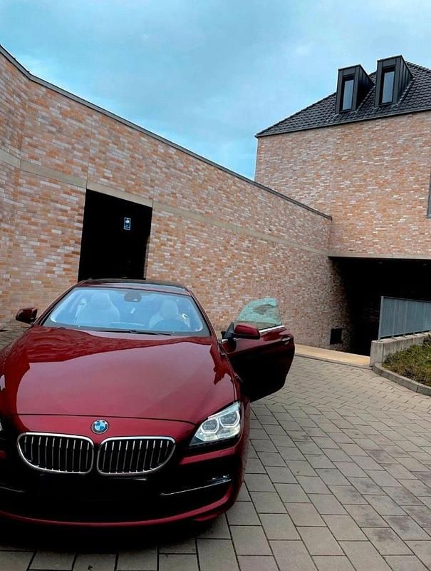 Gebraucht BMW 650 Cabriolet 408 PS (300 kW) 2011 Rot Cabrio
