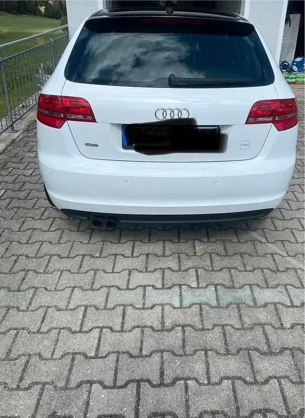 Używany Audi A3 S-Line 170 KM (125 kW) 2011 Biały Hatchback