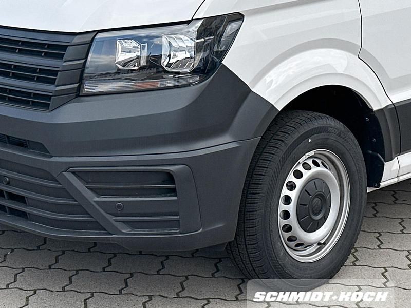 Gebraucht VW Crafter R 140 PS (102 kW) 2025 Candyweiß (weiß) Van