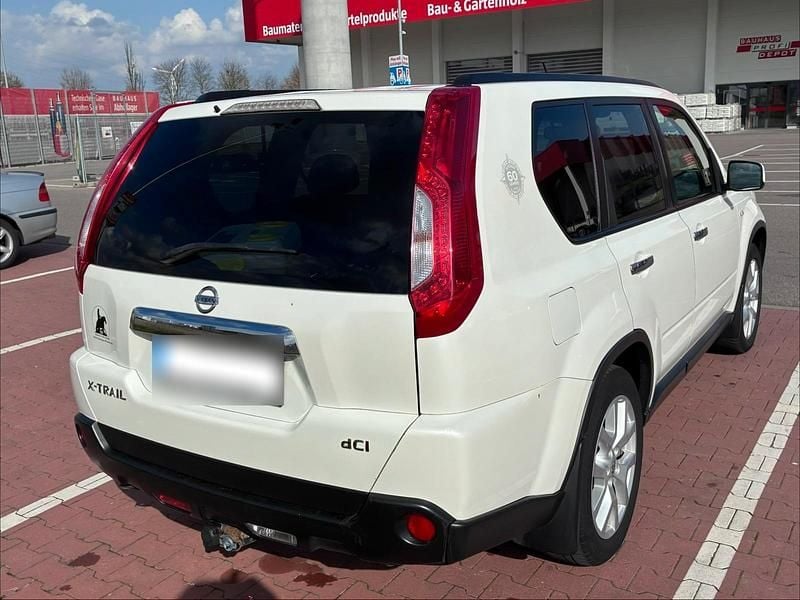 Gebraucht Nissan X-Trail 171 PS (125 kW) 2012 Weiß SUV
