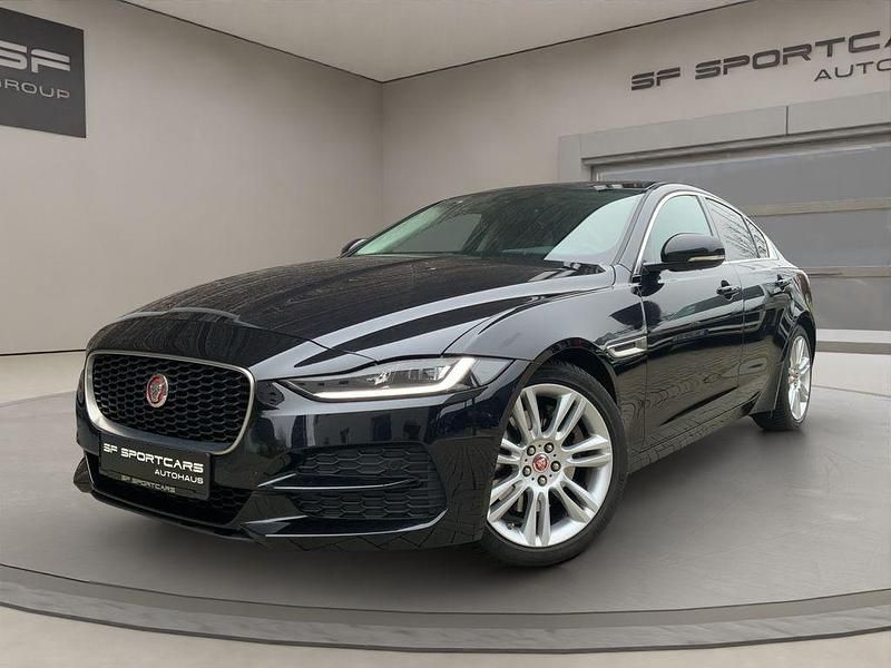 Schwarz Gebraucht 2020 Jaguar XE SE Limousine | 23.990 € (Guter Preis) - Bild 1/3