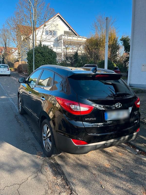 Gebraucht Hyundai ix35 184 PS (135 kW) 2015 Schwarz SUV