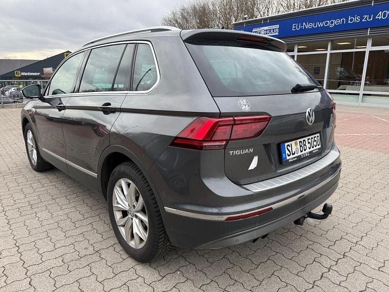 Gebraucht VW Tiguan 150 PS (110 kW) 2018 Graphitgrau (metallic) SUV