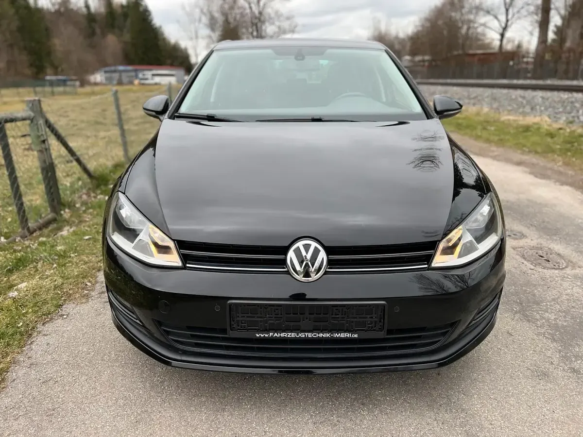 Second-hand VW Golf VII 105 CP (77 kW) 2013 Negru Hatchback