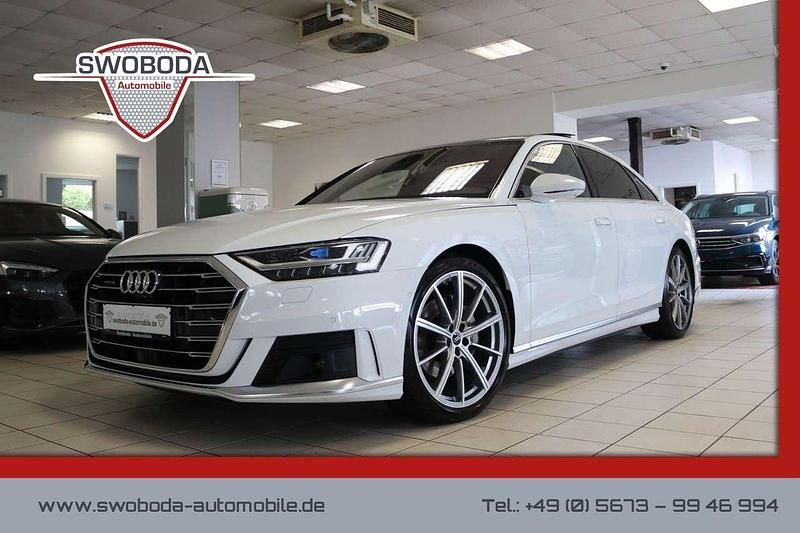 Weiß Gebraucht 2021 Audi A8 Sport Limousine | 63.950 € (Teuer) - Bild 1/2