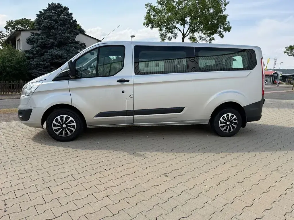 Gebraucht Ford 300 Trend 101 PS (74 kW) 2016 Silber Kombi