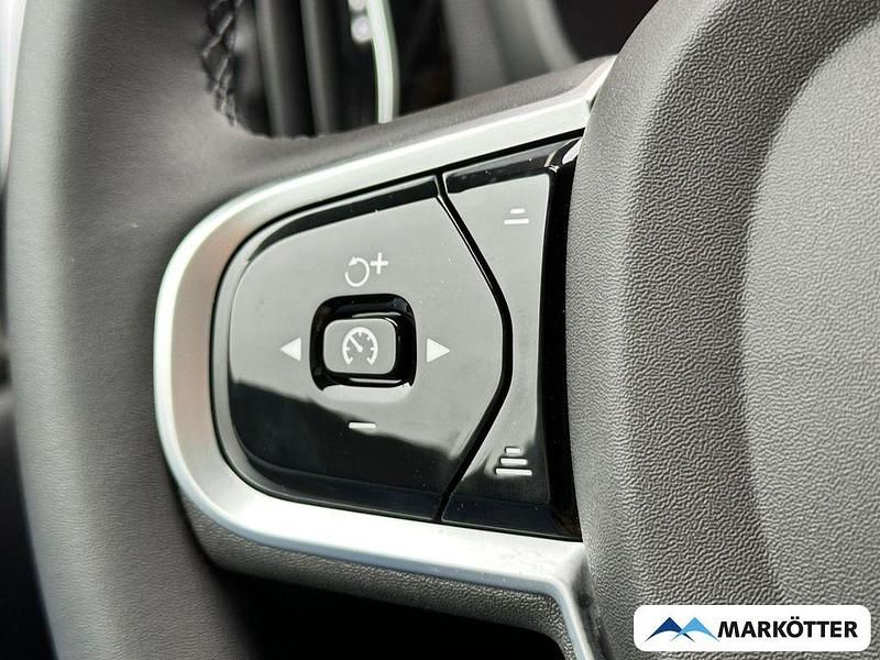 Gebraucht Volvo V60 Plus 455 PS (334 kW) 2025 Silber Kombi