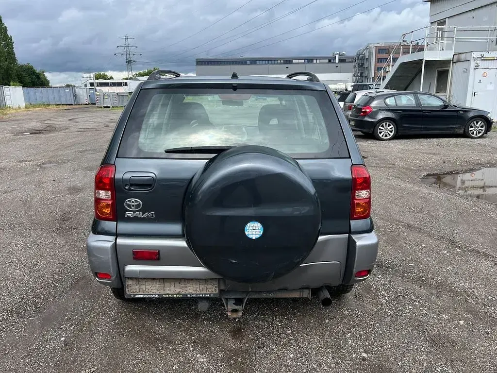 Gebraucht Toyota RAV4 Sol 116 PS (85 kW) 2005 Grau SUV