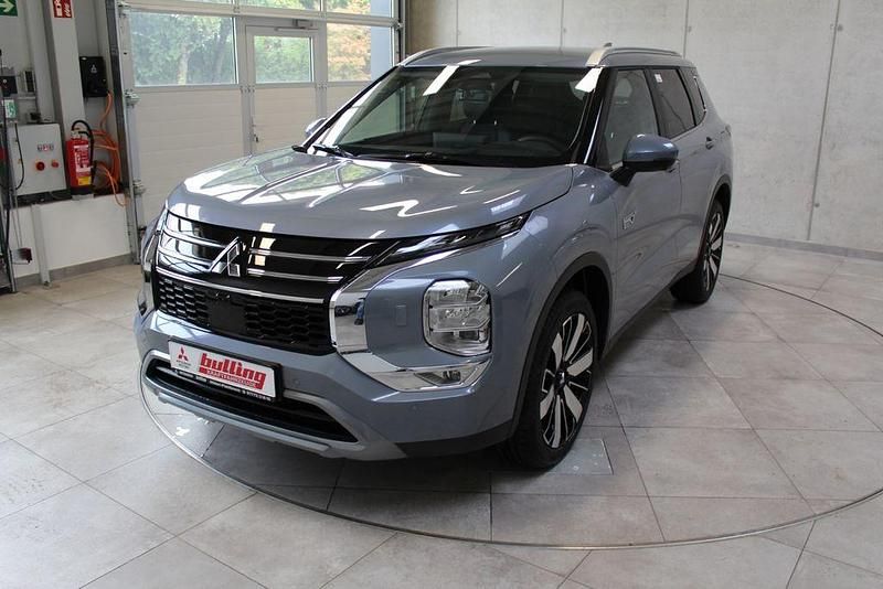 Grau Neu 2025 Mitsubishi Outlander P-HEV Edition SUV | 47.900 € (Guter Preis) - Bild 1/4