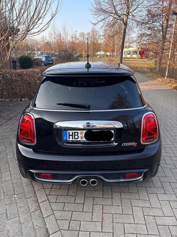 Gebraucht Mini Cooper S 192 PS (141 kW) 2018 Schwarz Kleinwagen