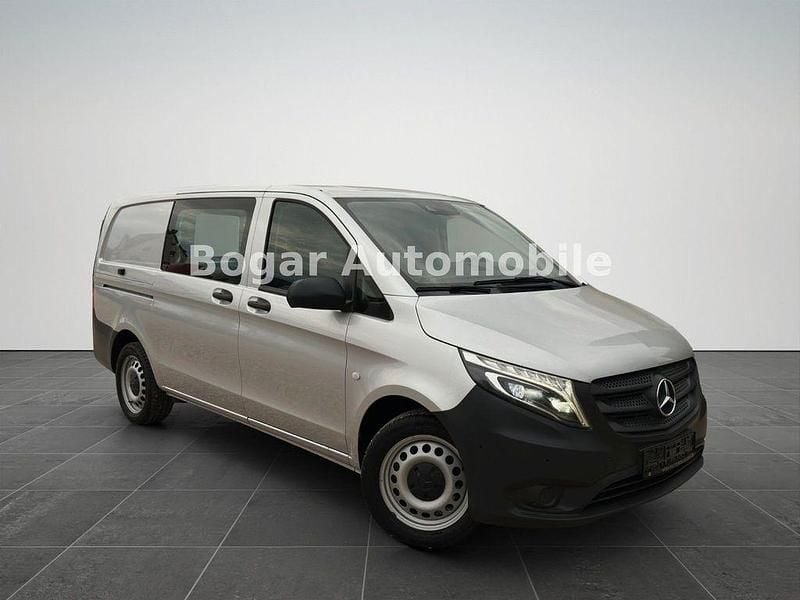 Gebraucht Mercedes Vito 163 PS (119 kW) 2020 Silber Van
