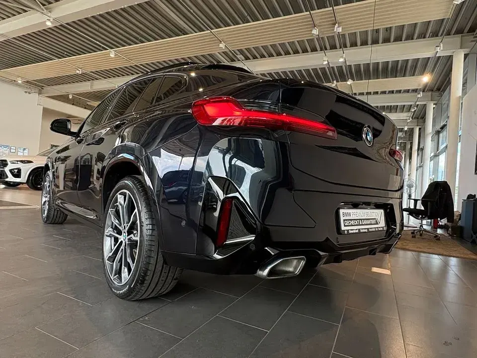 Gebraucht BMW X4 Performance 286 PS (210 kW) 2025 Schwarz SUV