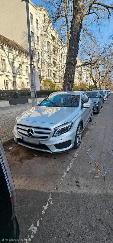 Gebraucht Mercedes GLA200 AMG 165 PS (121 kW) 2015 Silber SUV