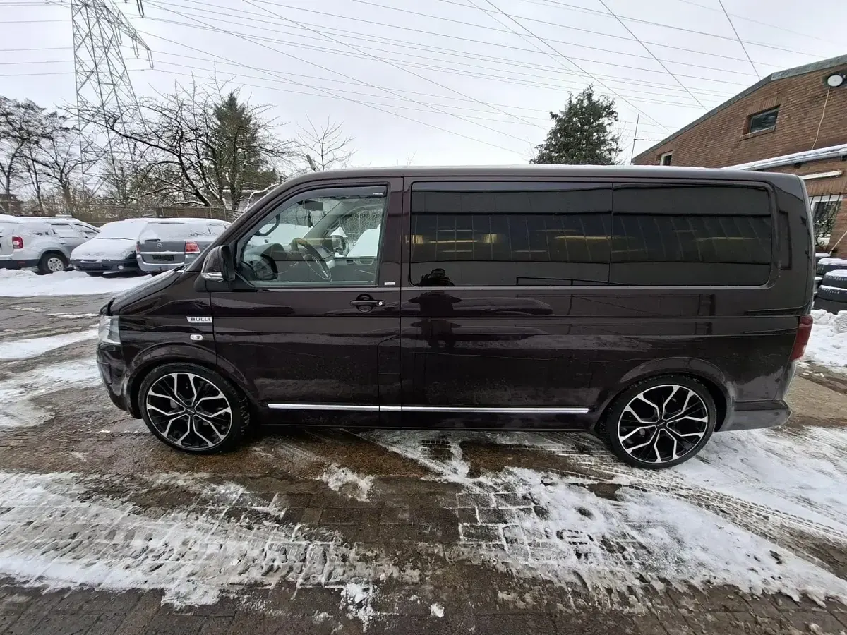 Gebraucht VW Multivan 179 PS (131 kW) 2014 Violet Van / Kleinbus