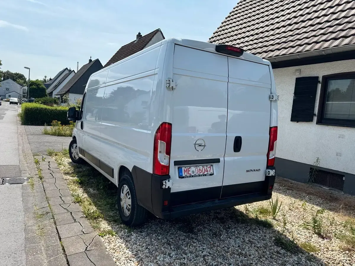 Gebraucht Opel Movano 165 PS (121 kW) 2022 Weiß Van