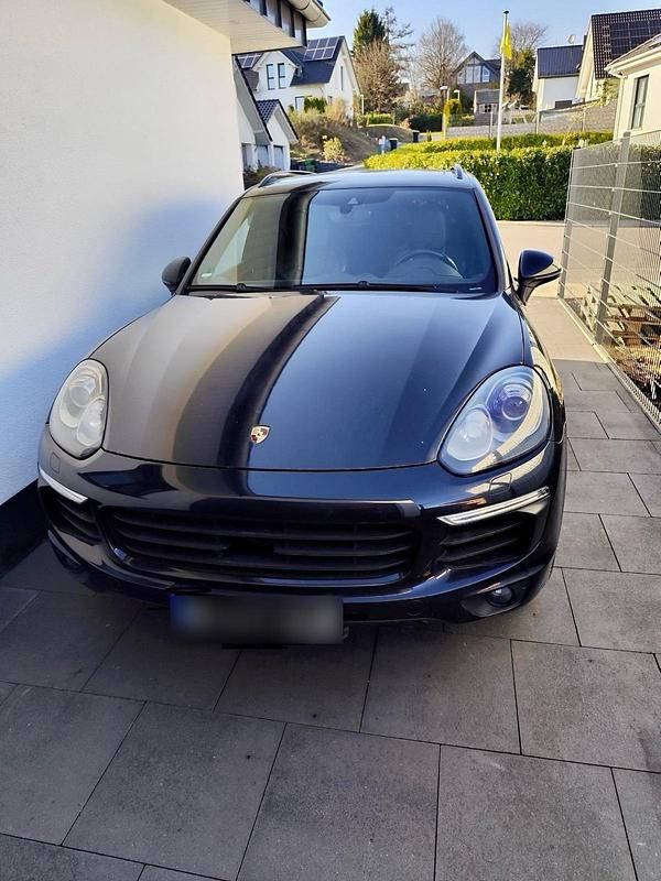 Gebraucht Porsche Cayenne Edition 264 PS (194 kW) 2016 Schwarz SUV
