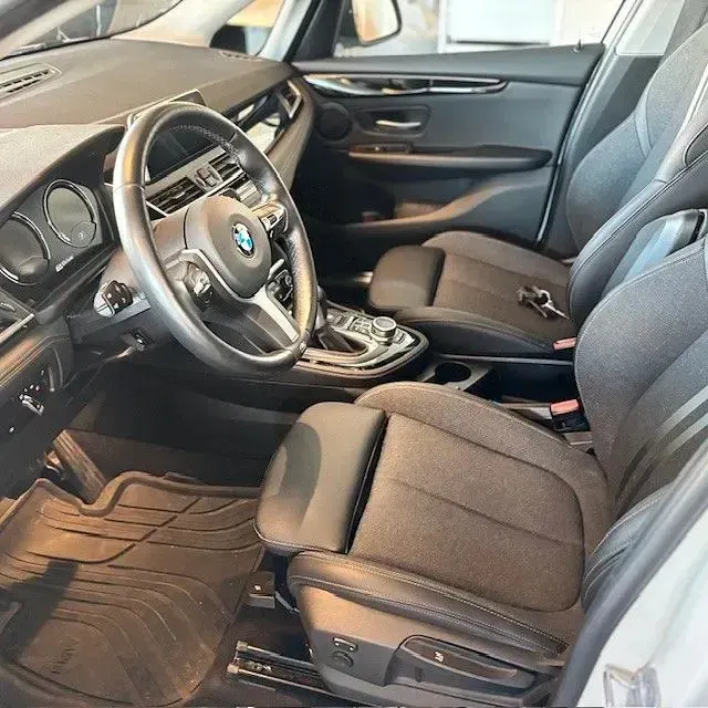 Gebraucht BMW 225 Sport Line 125 PS (91 kW) 2021 Weiß Kombi