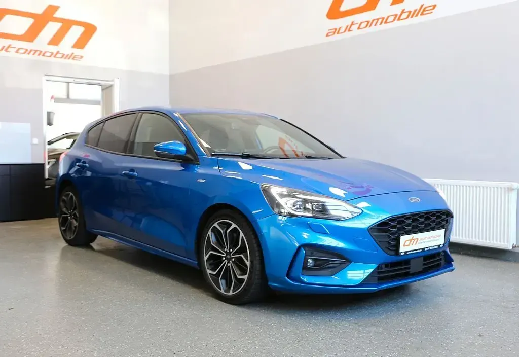 Gebraucht Ford Focus ST-Line 150 PS (110 kW) 2019 Blau Limousine