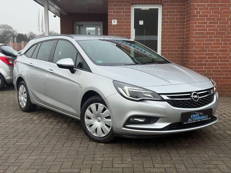 Gebraucht Opel Astra Edition 105 PS (77 kW) 2018 Silber Kombi