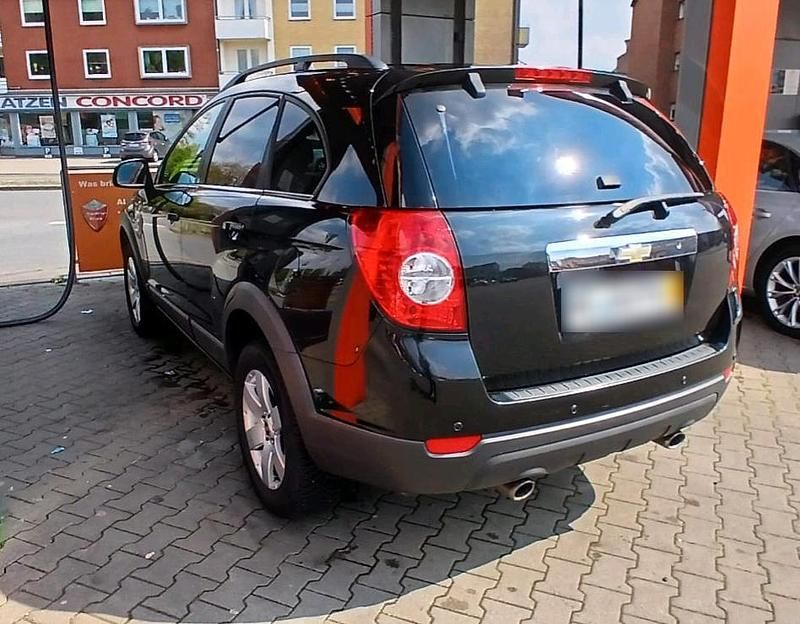Gebraucht Chevrolet Captiva 136 PS (100 kW) 2011 Schwarz SUV