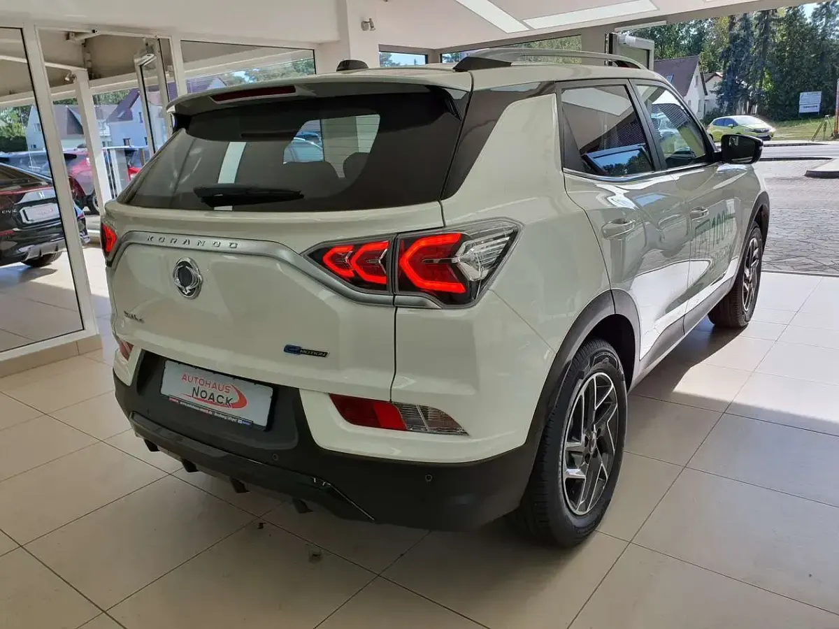 Usata SsangYong Korando 139 kW (190 CV) 2023 Bianco SUV