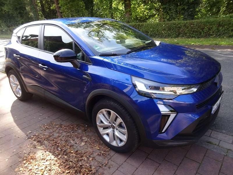Blau Gebraucht 2025 Renault Captur Evolution SUV | 19.500 € (Superpreis) - Bild 1/4