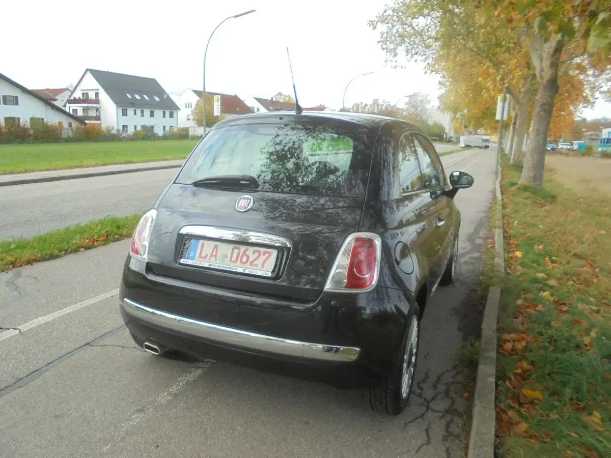 Gebraucht Fiat 500 Lounge 69 PS (50 kW) 2011 Schwarz Limousine