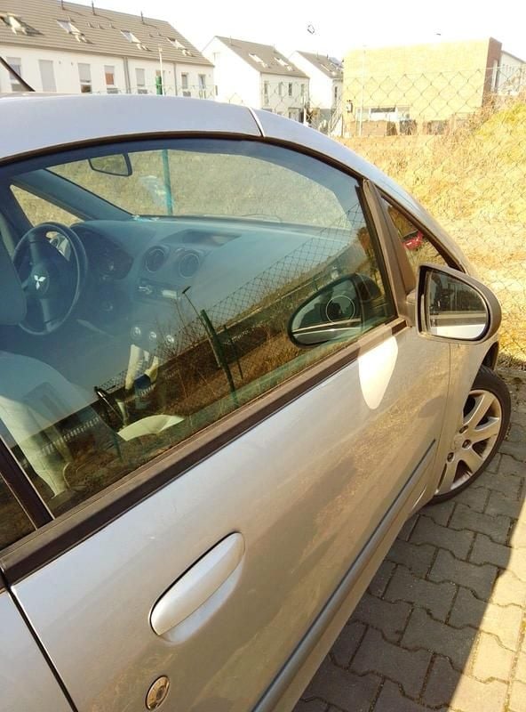 Gebraucht Mitsubishi Colt 101 PS (74 kW) 2006 Silber Cabrio