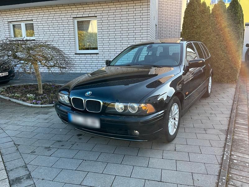Gebraucht BMW 520 Basis 170 PS (125 kW) 2002 Schwarz Kombi
