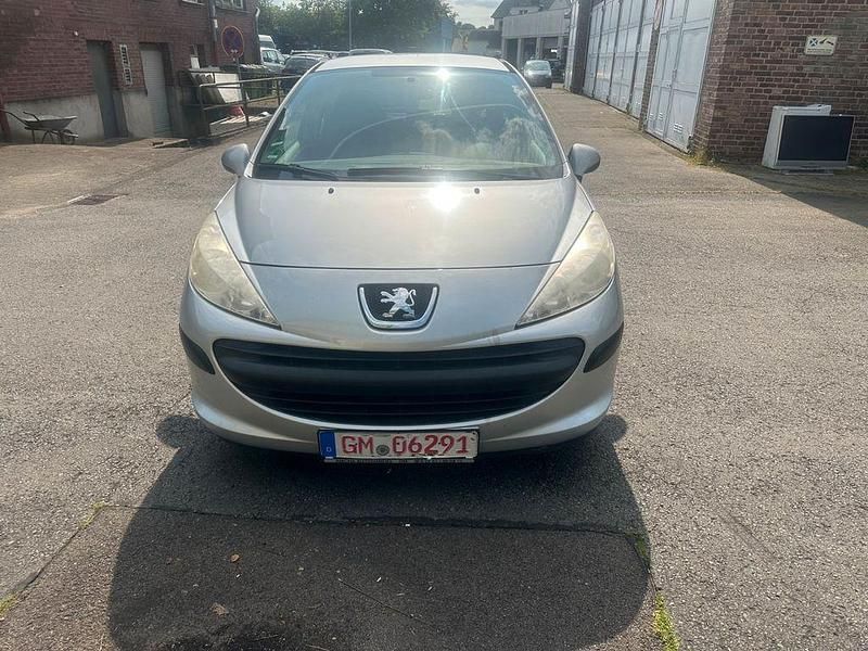 Grau Gebraucht 2006 Peugeot 207 Filou Kleinwagen | 1.990 € (Fairer Preis) - Bild 1/4