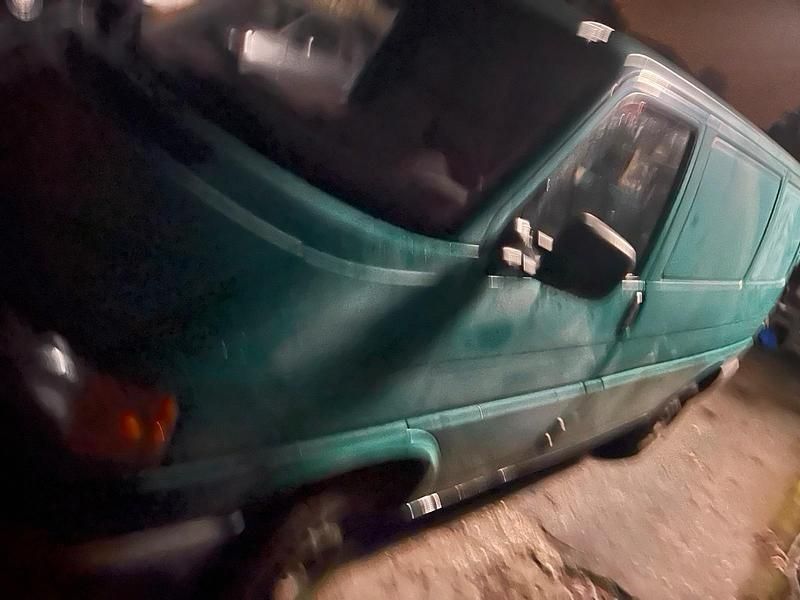 Gebraucht VW Transporter 102 PS (75 kW) 1999 Grün Van