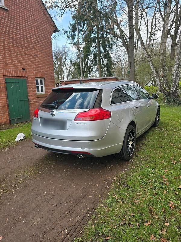 Gebraucht Opel Insignia OPC 194 PS (142 kW) 2013 Silber Kombi
