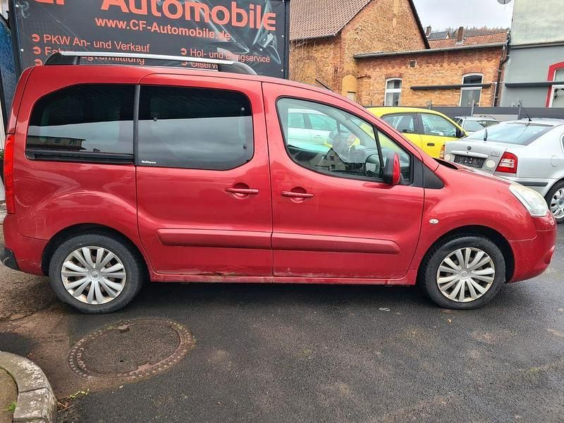 Gebraucht Citroën Berlingo Exclusive 111 PS (81 kW) 2011 Rot Van / Kleinbus