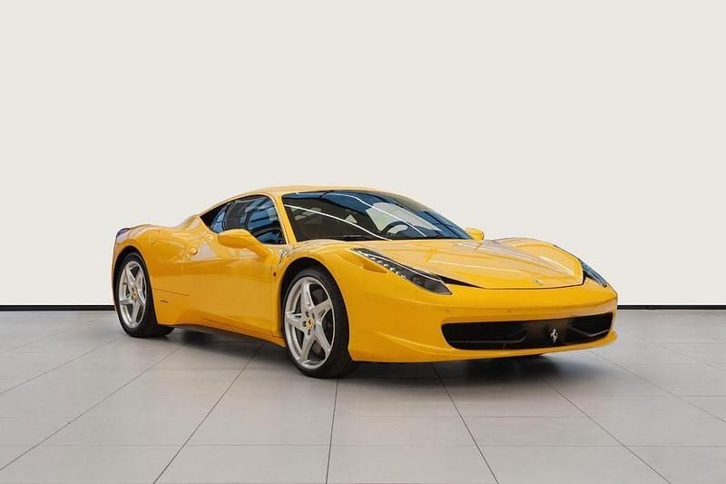 Gebraucht Ferrari 458 566 PS (416 kW) 2011 Gelb
