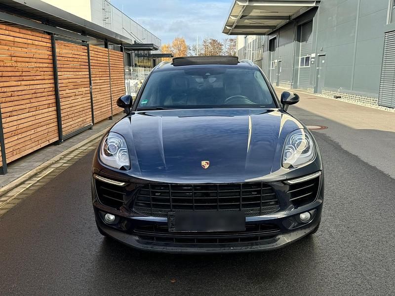 Blau Gebraucht 2017 Porsche Macan S SUV | 21.900 € (Guter Preis) - Bild 1/4
