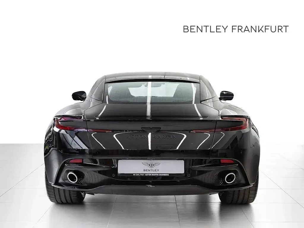 Neu Aston Martin DB12 680 PS (500 kW) 2025 Schwarz Coupé