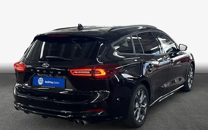 Gebraucht Ford Focus ST-Line X 116 PS (85 kW) 2025 Schwarz Kombi
