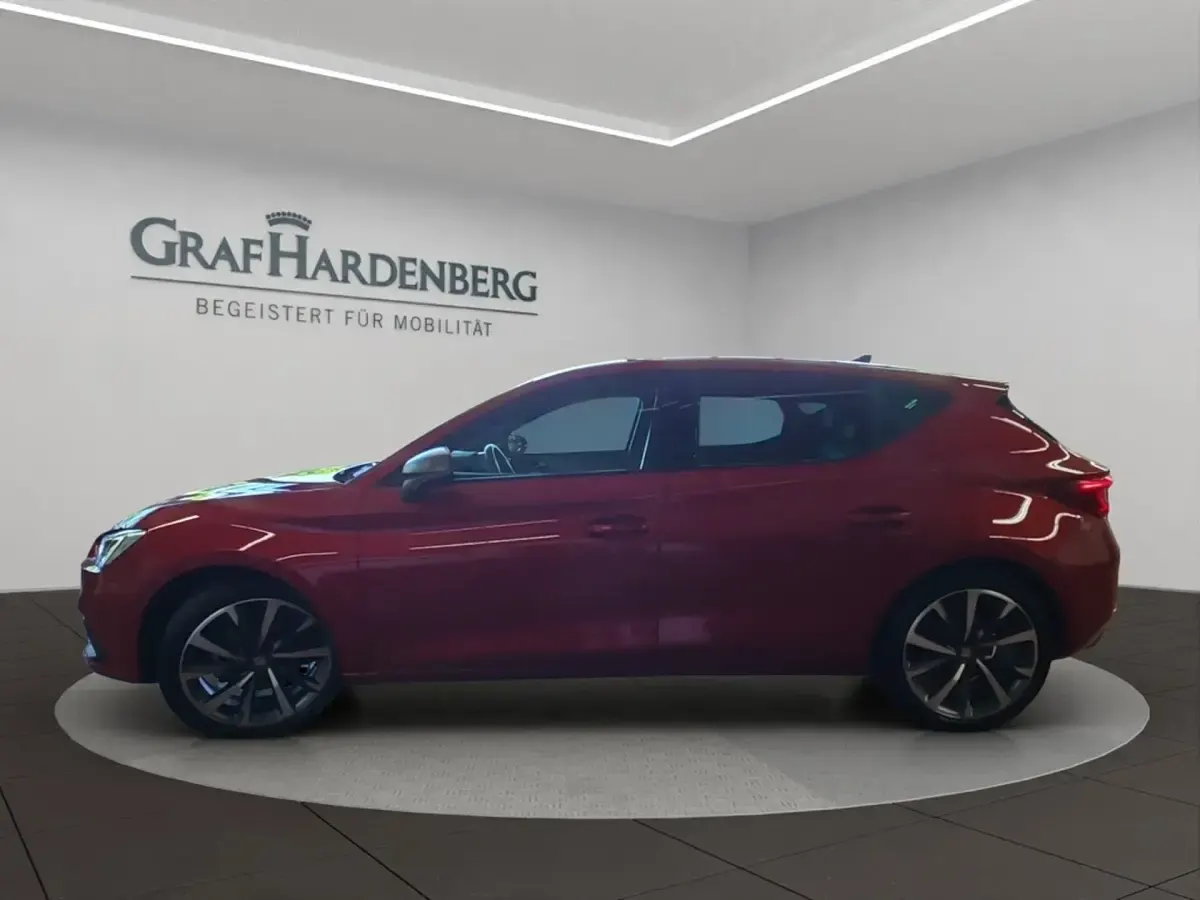 Gebraucht Seat Leon FR 150 PS (110 kW) 2024 Rot Limousine