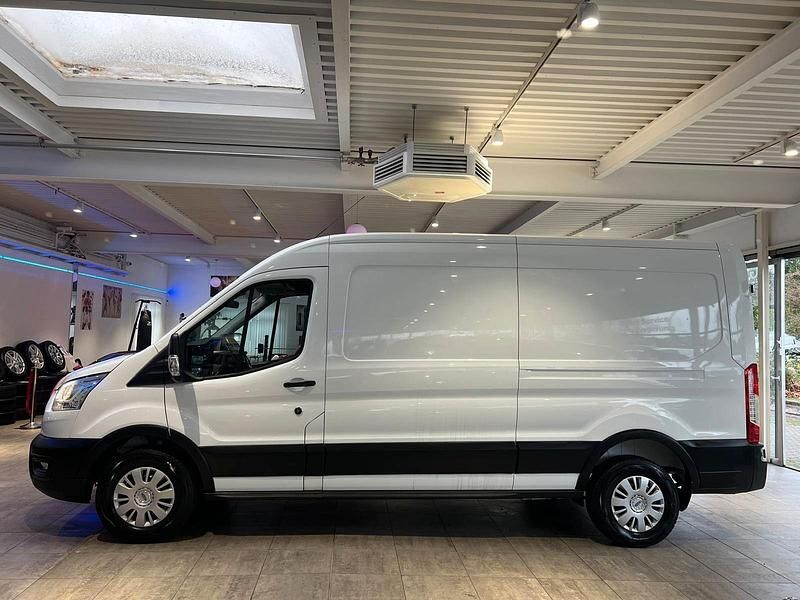 Gebraucht Ford Transit 131 PS (96 kW) 2019 Weiß Van / Kleinbus