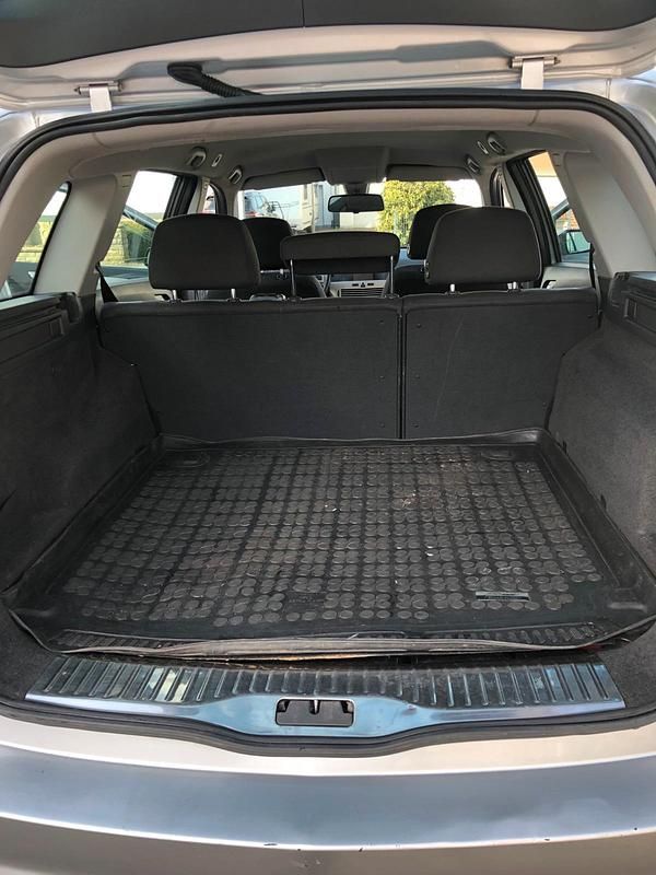 Gebraucht Opel Astra 100 PS (73 kW) 2007 Silber Kombi