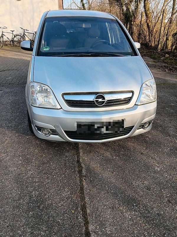 Gebraucht Opel Meriva 105 PS (77 kW) 2007 Silber Van / Kleinbus