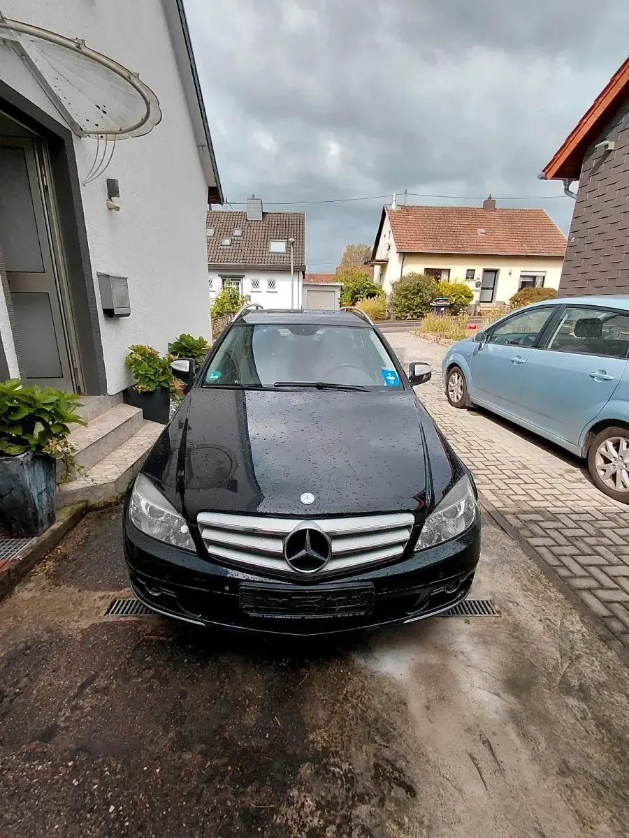 Gebraucht Mercedes C220 170 PS (125 kW) 2008 Schwarz Kombi