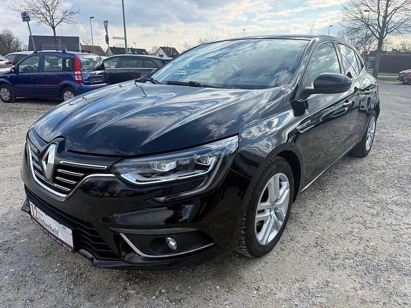Gebraucht Renault Mégane IV Bose Edition 131 PS (96 kW) 2016 Schwarz Limousine
