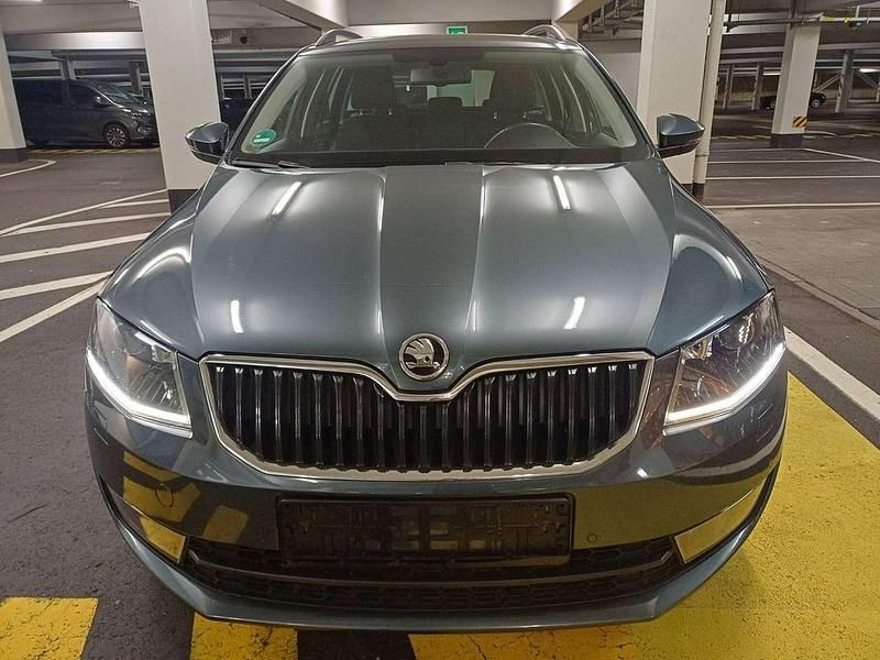 Gebraucht Skoda Octavia Joy 150 PS (110 kW) 2016 Other Kleinwagen